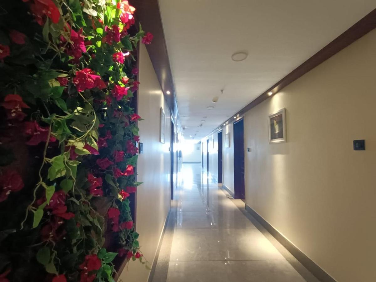 Rkn Grand Hotel Puducherry Buitenkant foto
